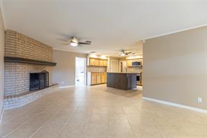 55 Surrey Square - Photo 16