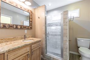 55 Surrey Square - Photo 18