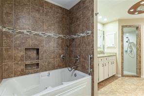55 Surrey Square - Photo 20