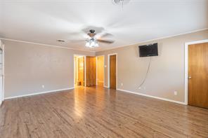 55 Surrey Square - Photo 23