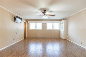 55 Surrey Square - Photo 25