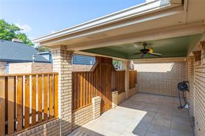 55 Surrey Square - Photo 33