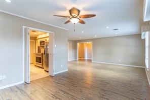 55 Surrey Square - Photo 9