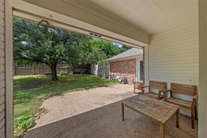 1112 Regina Drive - Photo 30