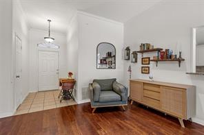 1112 Regina Drive - Photo 4