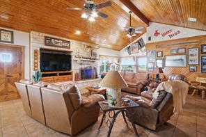 1590 Lawlis Lane - Photo 6