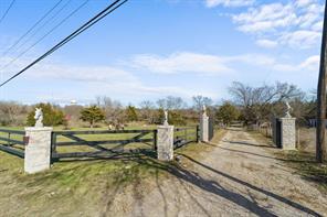 1006 S Clark Road - Photo 3