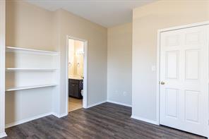 102 Collett Court - Photo 10