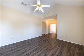 102 Collett Court - Photo 3