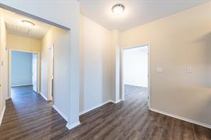 102 Collett Court - Photo 4