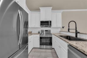 691 Park Street - Photo 8