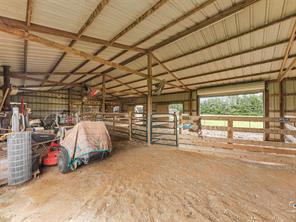 1880 County Road 2610 - Photo 36