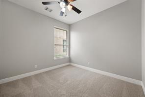 1815 Lakes Edge Boulevard - Photo 28