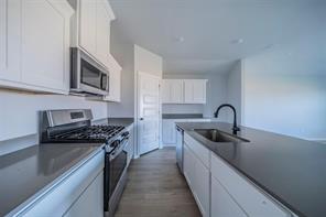 516 Ridgewood Drive - Photo 6