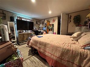 612 W Broadway - Photo 4