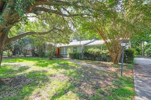 8301 Llano Avenue - Photo 2