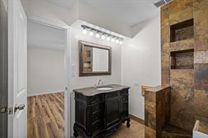 6128 N Fm 148 - Photo 25