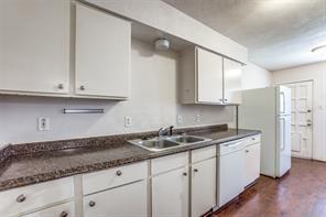 5111 Skillman Street - Photo 8