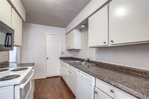 5111 Skillman Street - Photo 9