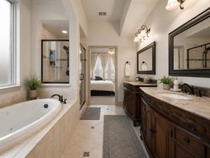 8608 Snowdrop Court - Photo 18