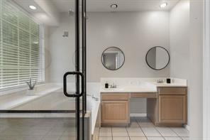 18240 Midway Road - Photo 11