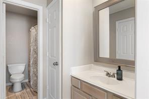 18240 Midway Road - Photo 19