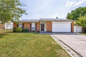 408 Rockcrest Drive - Photo 1