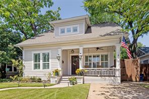 909 Woodlawn Avenue - Photo 1