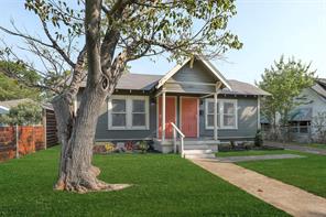 2821 Gladstone Drive - Photo 1