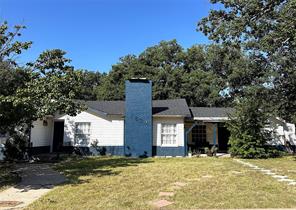 1809 12th Street - Photo 1
