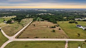 250 Private Road 477 - Photo 1