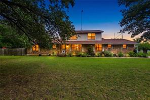 408 E Mulberry Street - Photo 1