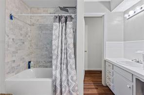 408 E Mulberry Street - Photo 24
