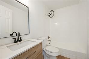 2415 W Morton Street - Photo 22