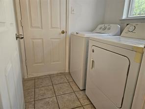 1537 Collin Drive - Photo 10