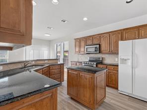 12129 Walden Wood Drive - Photo 12