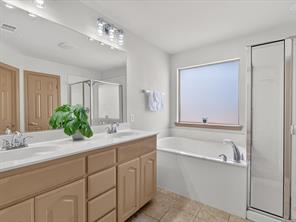 12129 Walden Wood Drive - Photo 20
