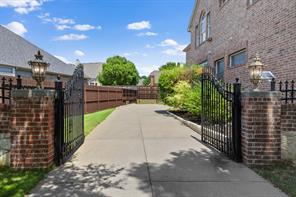 10624 Star Meadow Drive - Photo 35
