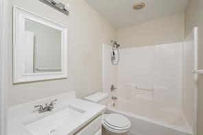 640 W Marshall Street - Photo 10