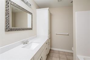640 W Marshall Street - Photo 11