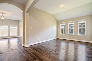 2272 Templin Avenue - Photo 3