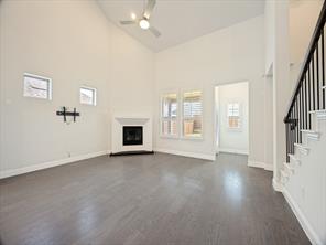 808 Mathew Drive - Photo 2