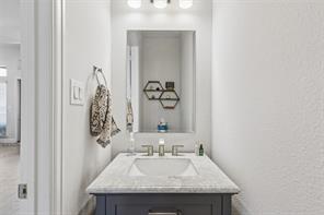 3304 Honey Suckle Lane - Photo 33