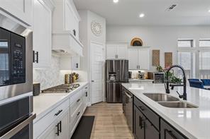 3304 Honey Suckle Lane - Photo 7