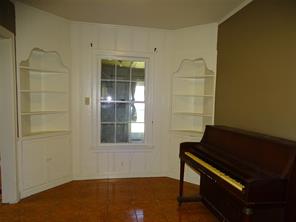 408 W Tyler Street - Photo 14