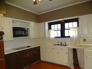 408 W Tyler Street - Photo 17