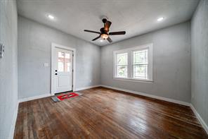 305 W Swenson Avenue - Photo 15