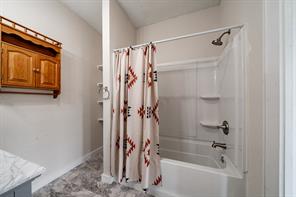 305 W Swenson Avenue - Photo 21