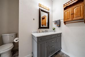 305 W Swenson Avenue - Photo 22