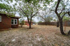 305 W Swenson Avenue - Photo 25